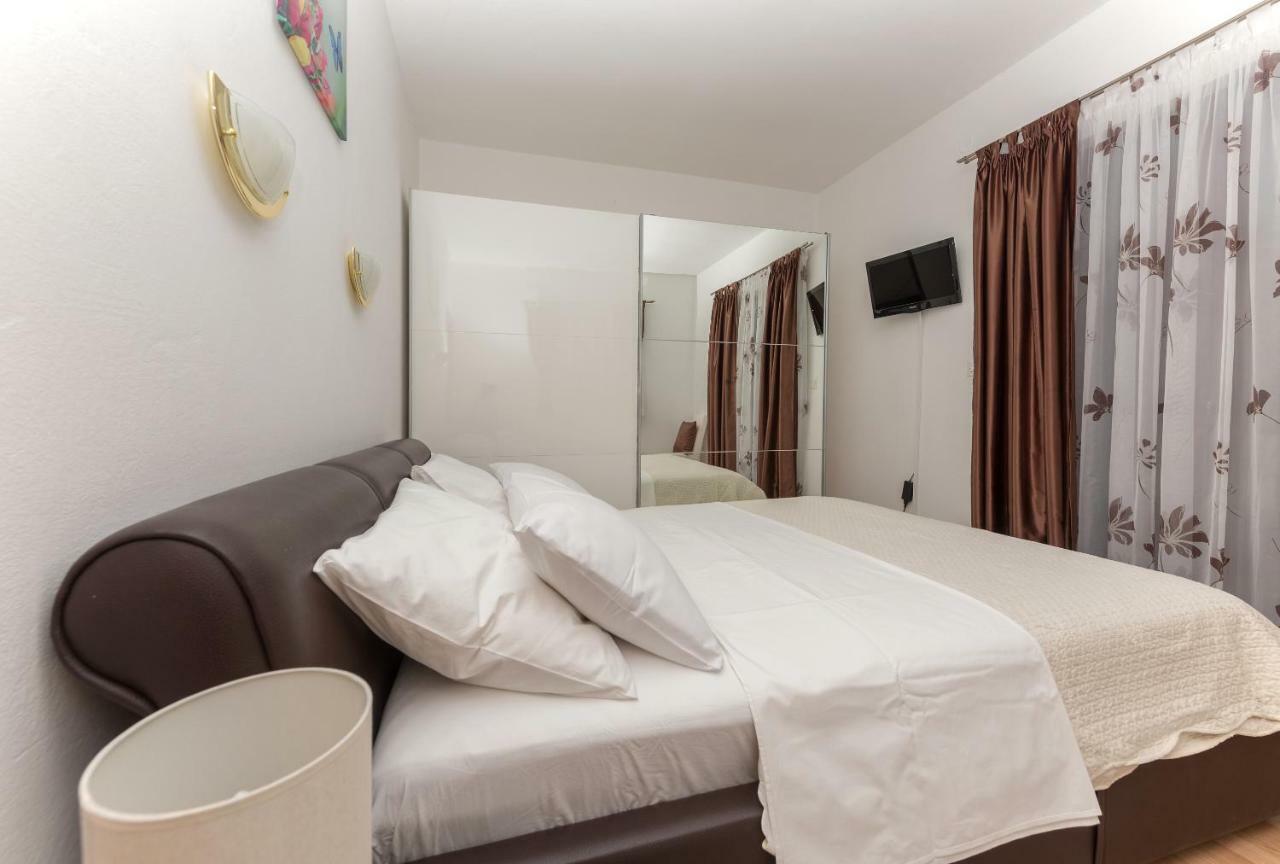 Apartmani Zara & Maris Gradac  Exterior photo