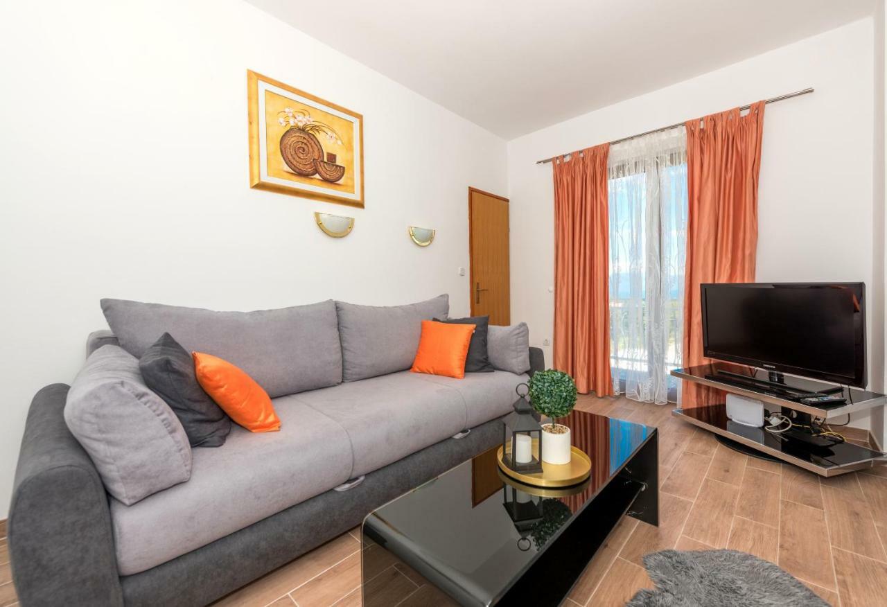 Apartmani Zara & Maris Gradac  Exterior photo