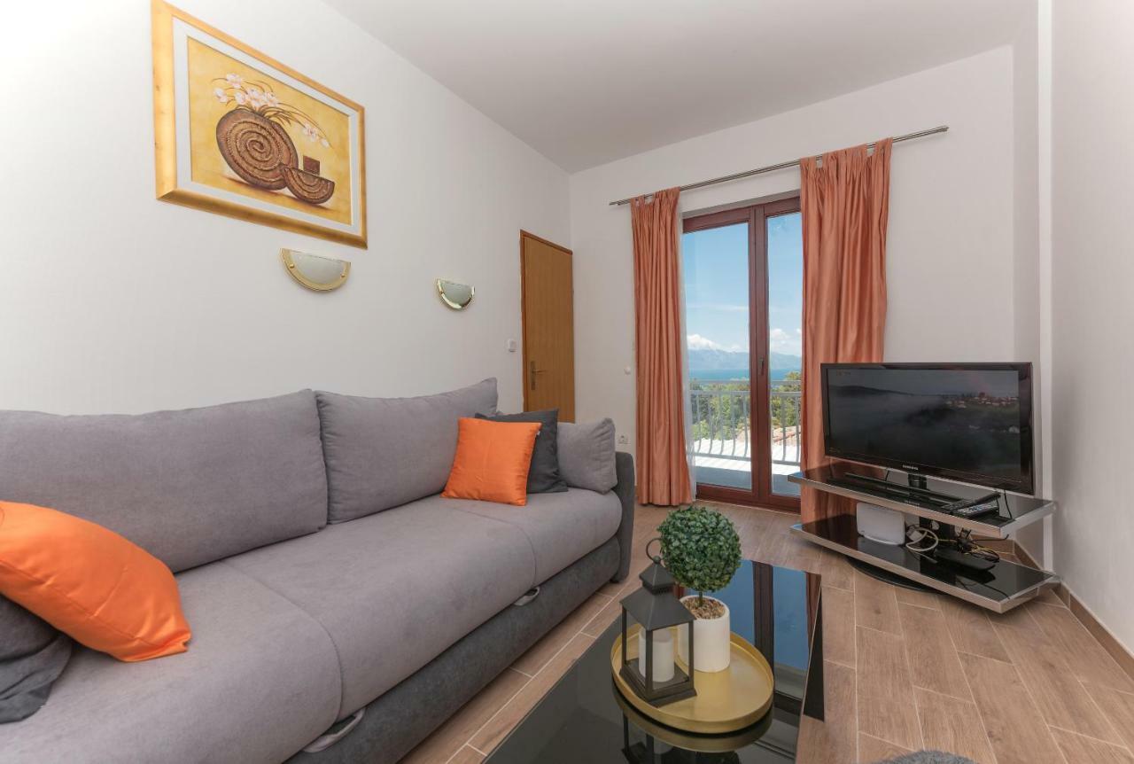 Apartmani Zara & Maris Gradac  Exterior photo