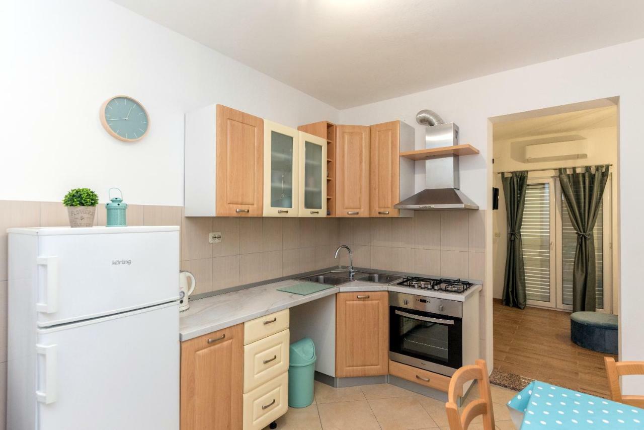 Apartmani Zara & Maris Gradac  Exterior photo